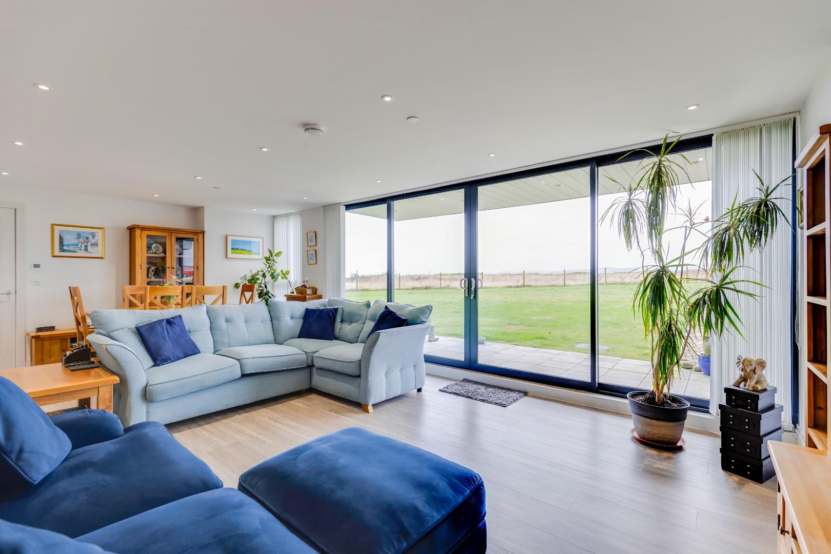 The Rest, Rest Bay, Porthcawl, Bridgend County Borough, CF36 3UP